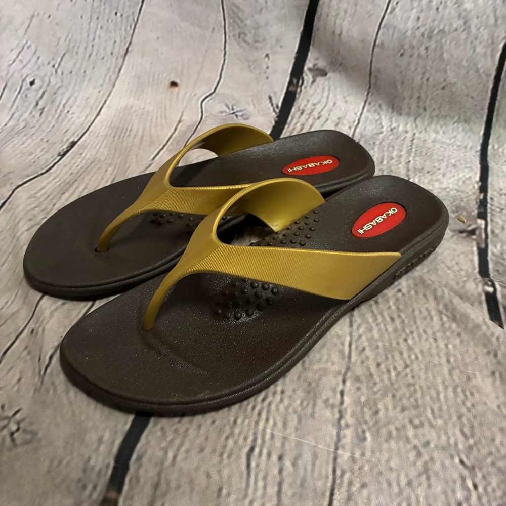 OKABASHI Women’s‎ Maui Gold Thong Brown Flip Flop Beach Sandals Shoes EUC Size M